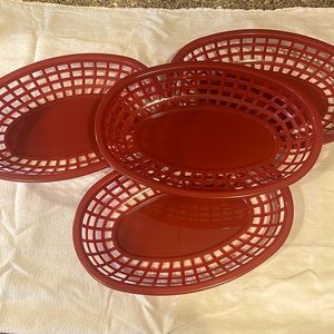 Serving basket set for sandwiches